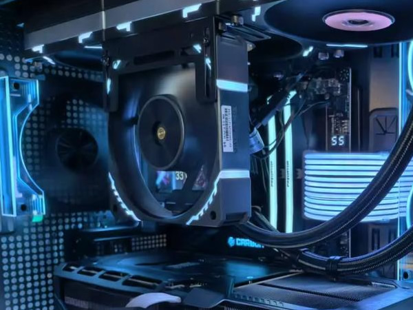 What are the causes and solutions for the noise of miniature cooling fans?